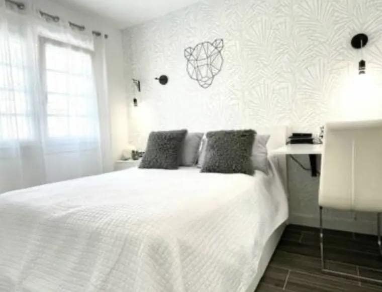 2 Zimmer Apartment zu verkaufen in Los Cristianos mit Pool - 475.000 € (Ref: 9814987)
