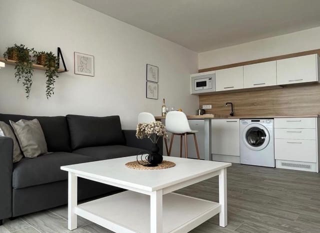 Studio à vendre à Costa Adeje, Adeje avec piscine - 290 000 € (Ref: 9814988)