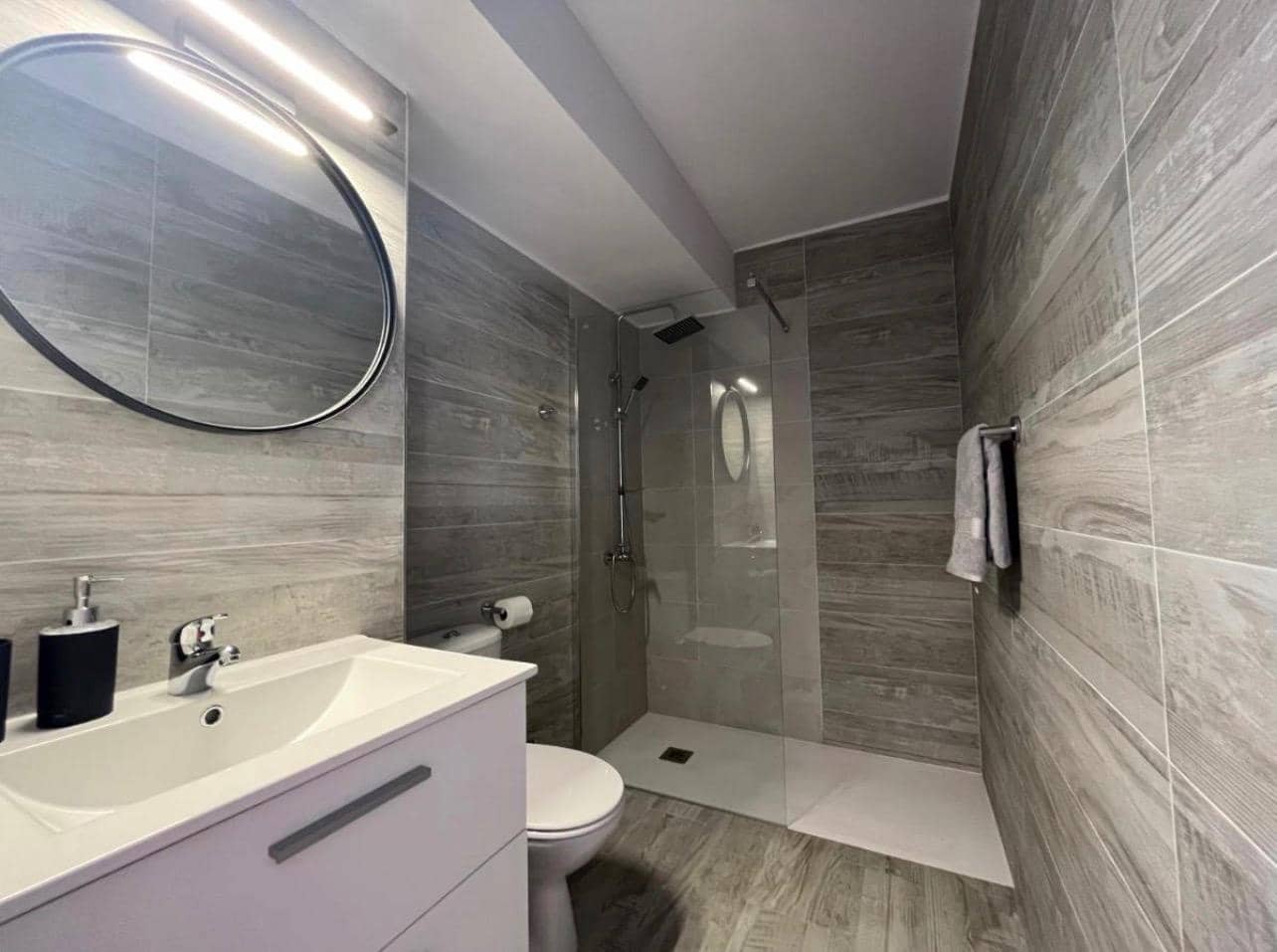 Studio à vendre à Costa Adeje avec piscine - 290 000 € (Ref: 9814988)