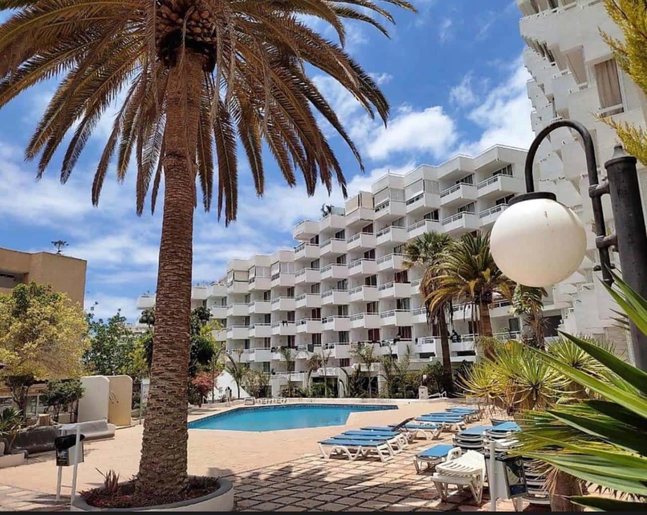 Studio à vendre à Costa Adeje avec piscine - 290 000 € (Ref: 9814988)