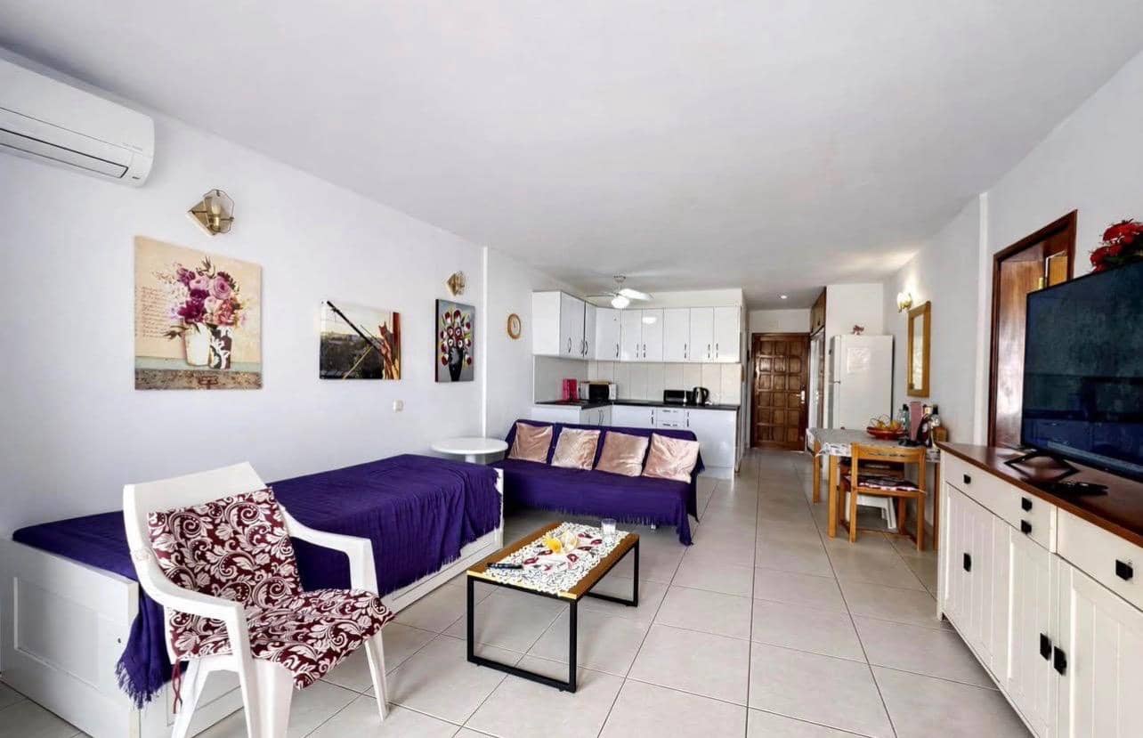 1 Zimmer Apartment zu verkaufen in Costa Adeje mit Pool - 319.000 € (Ref: 9814991)