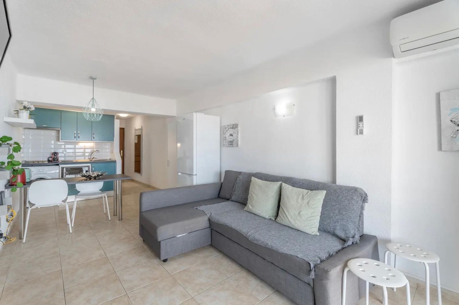 Apartamento de 1 habitación en Costa Adeje en venta con piscina - 320.000 € (Ref: 9815853)