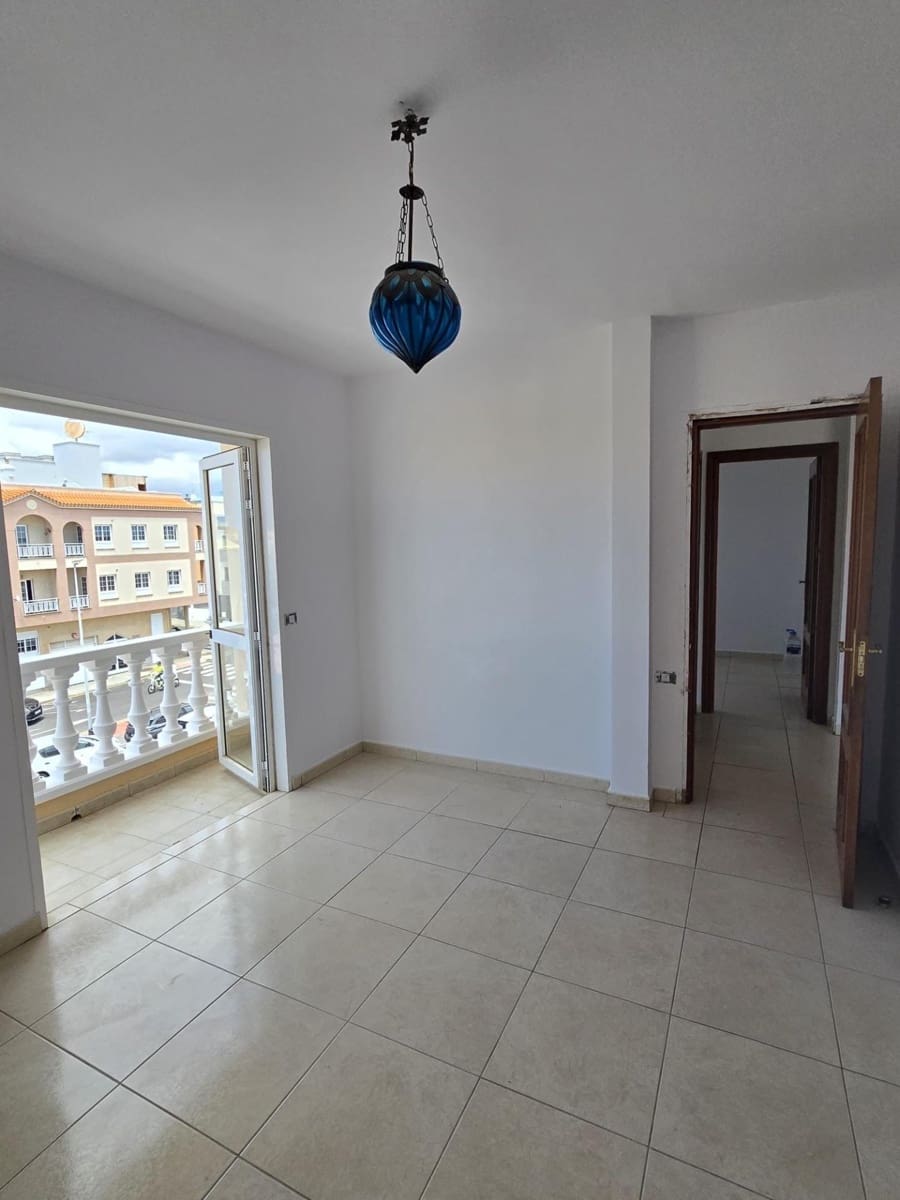2 bedroom Penthouse for sale in Los Abrigos - € 222,000 (Ref: 9829162)