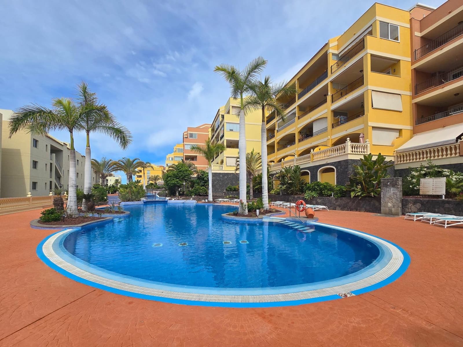 1 slaapkamer Appartement te koop in Palm-Mar met zwembad - € 295.000 (Ref: 9831539)