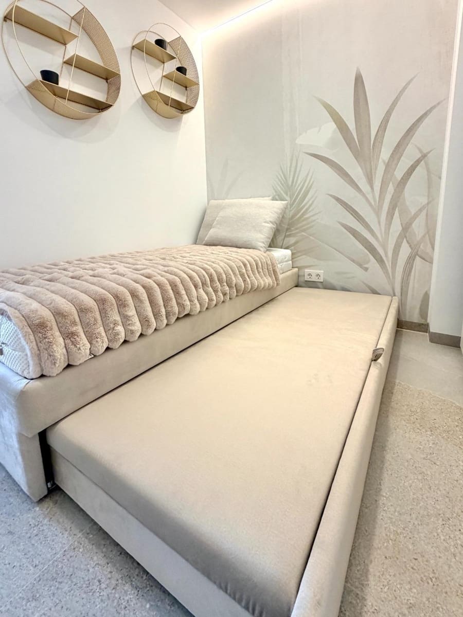 2 bedroom Apartment for sale in Los Abrigos - € 320,000 (Ref: 9836675)