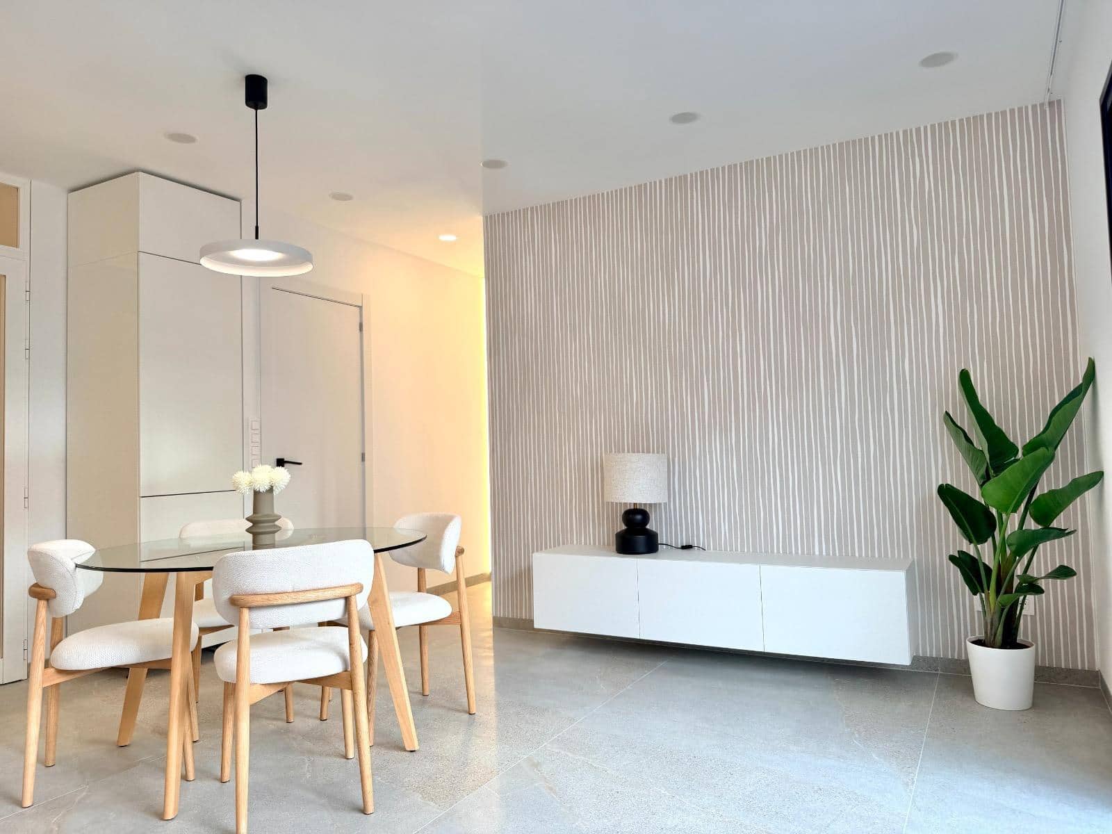 2 bedroom Apartment for sale in Los Abrigos - € 320,000 (Ref: 9836675)