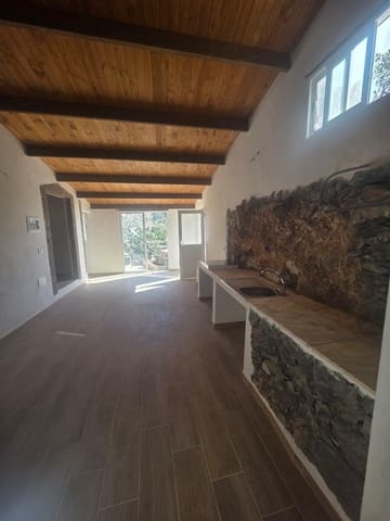 Casa de 2 habitaciones en Guía de Isora en venta - 149.000 € (Ref: 9843406)
