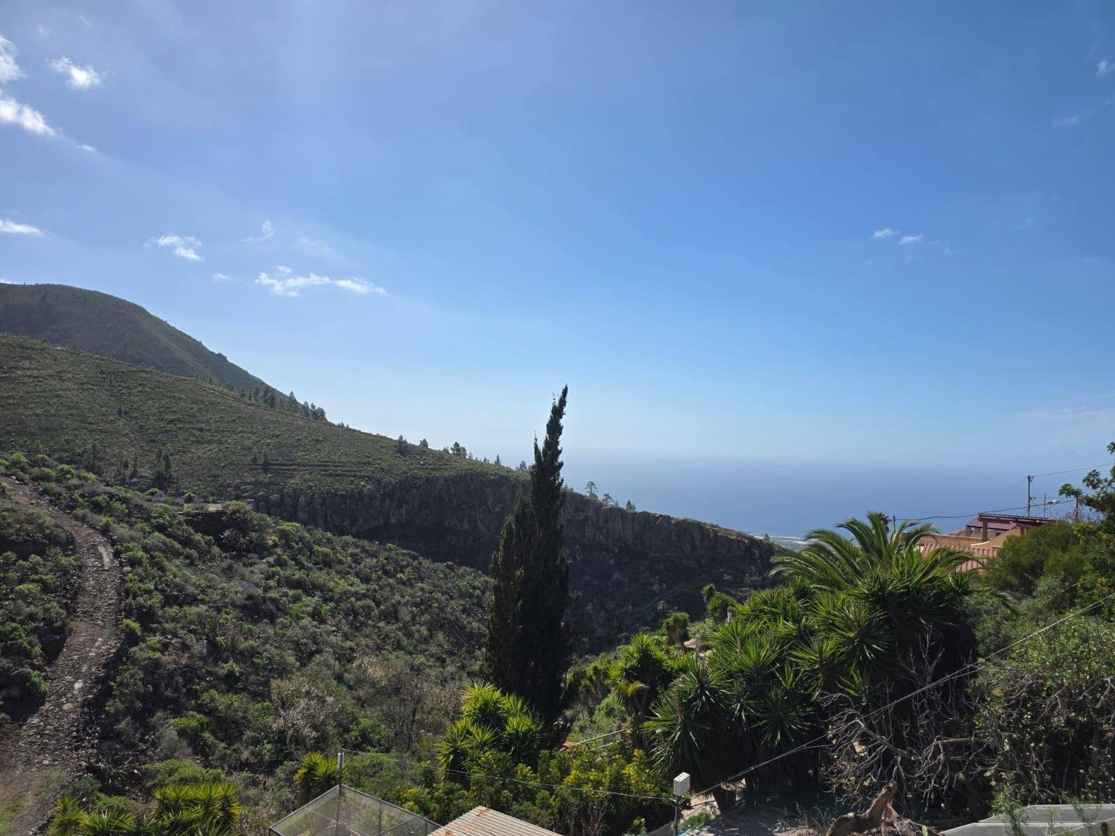 2 bedroom Townhouse for sale in Guia de Isora - € 149,000 (Ref: 9843406)