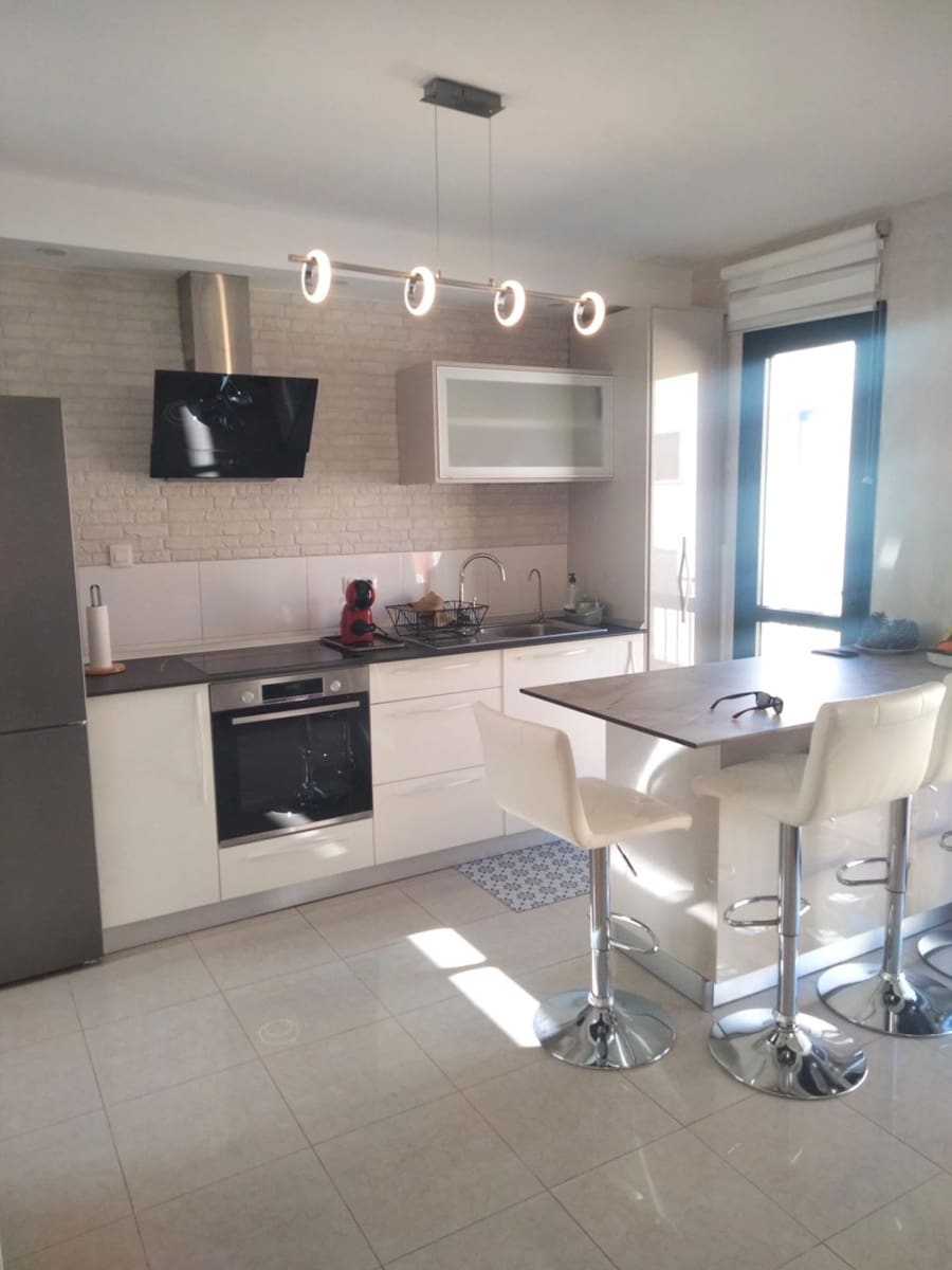 2 bedroom Apartment for sale in Adeje with garage - € 274,900 (Ref: 9849383)