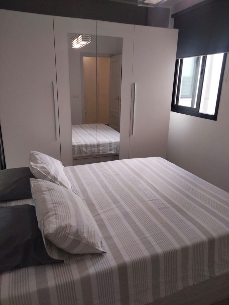 2 bedroom Apartment for sale in Adeje with garage - € 274,900 (Ref: 9849383)