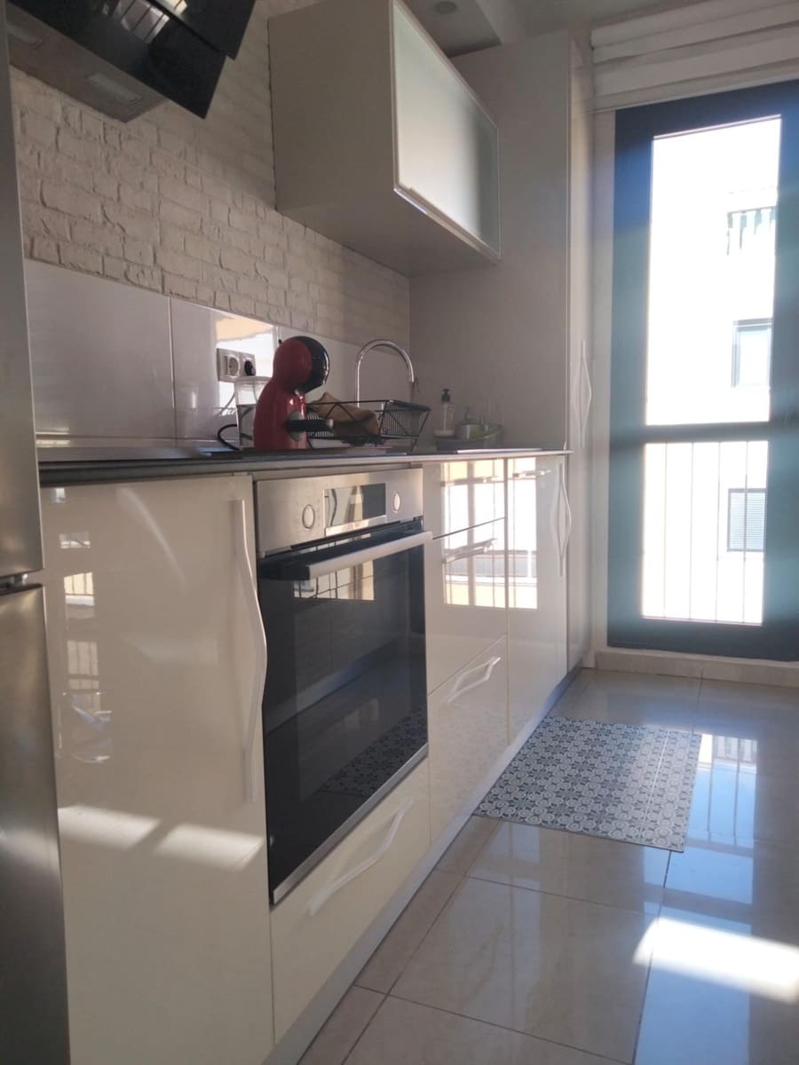 2 bedroom Apartment for sale in Adeje with garage - € 274,900 (Ref: 9849383)