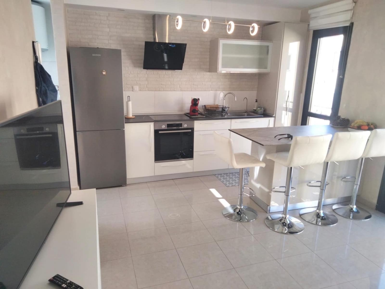 2 bedroom Apartment for sale in Adeje with garage - € 274,900 (Ref: 9849383)