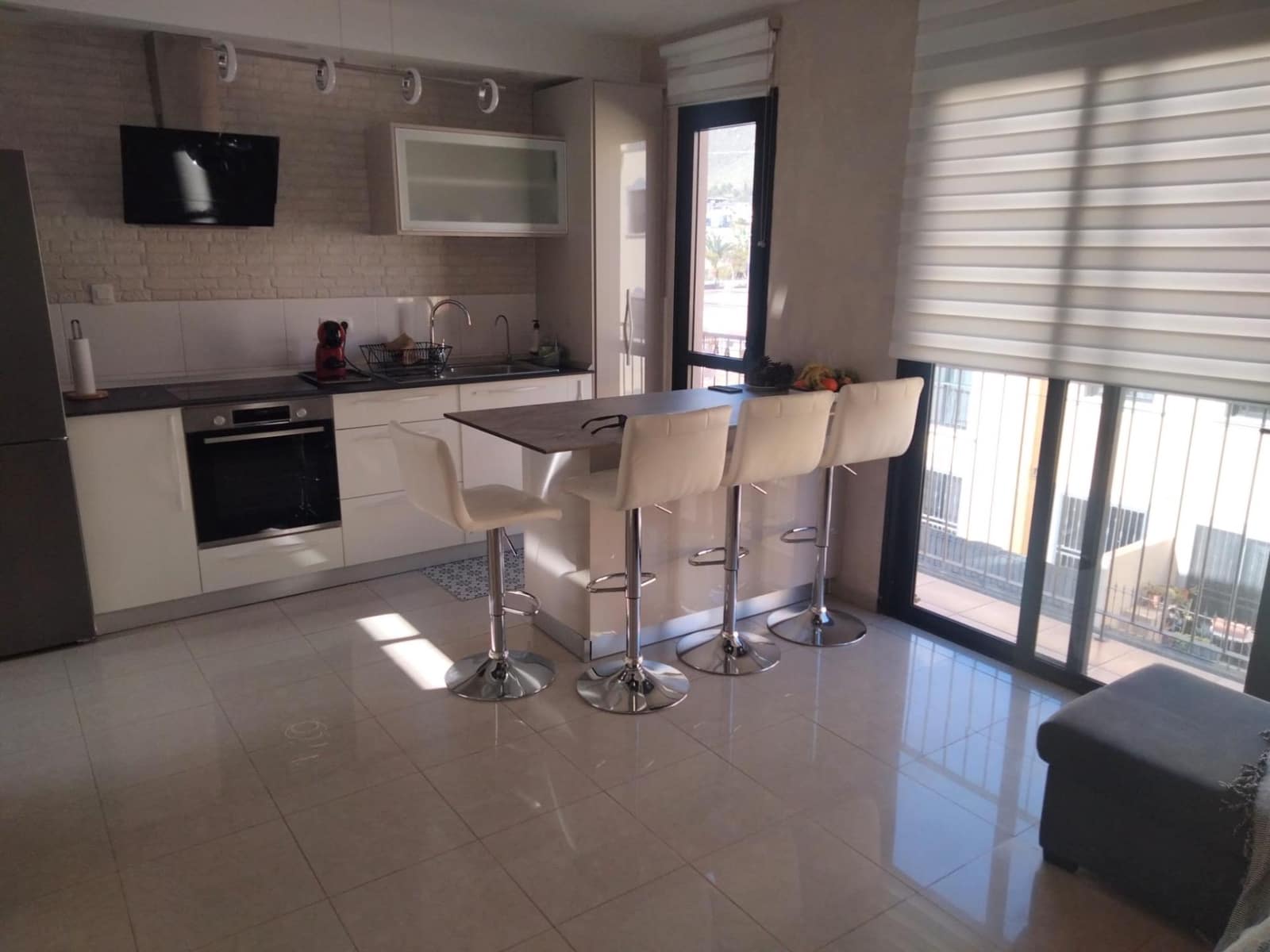 2 bedroom Apartment for sale in Adeje with garage - € 274,900 (Ref: 9849383)