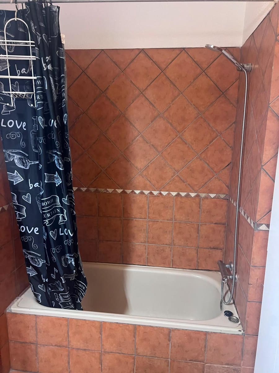 1 chambre Appartement à vendre à Los Cristianos avec piscine - 299 000 € (Ref: 9892380)