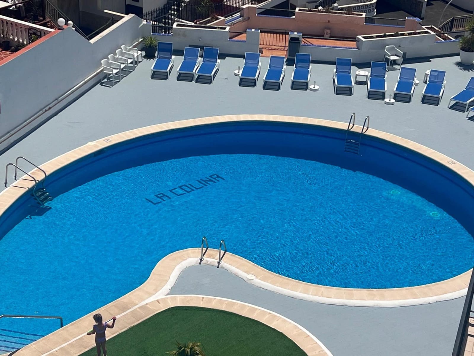 1 chambre Appartement à vendre à Los Cristianos avec piscine - 299 000 € (Ref: 9892380)
