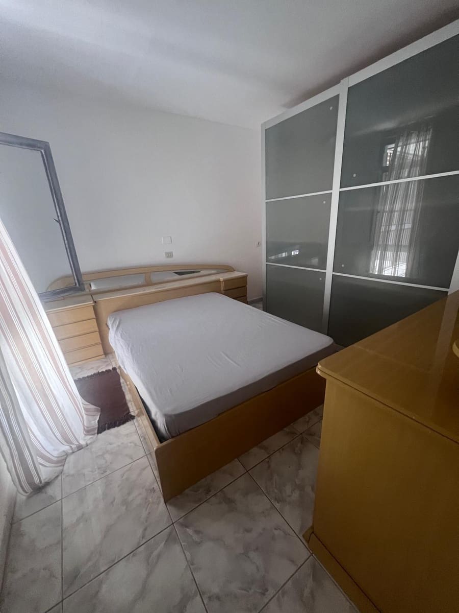 2 quarto Apartamento para arrendar em Arona com piscina - 1 200 € (Ref: 9927411)