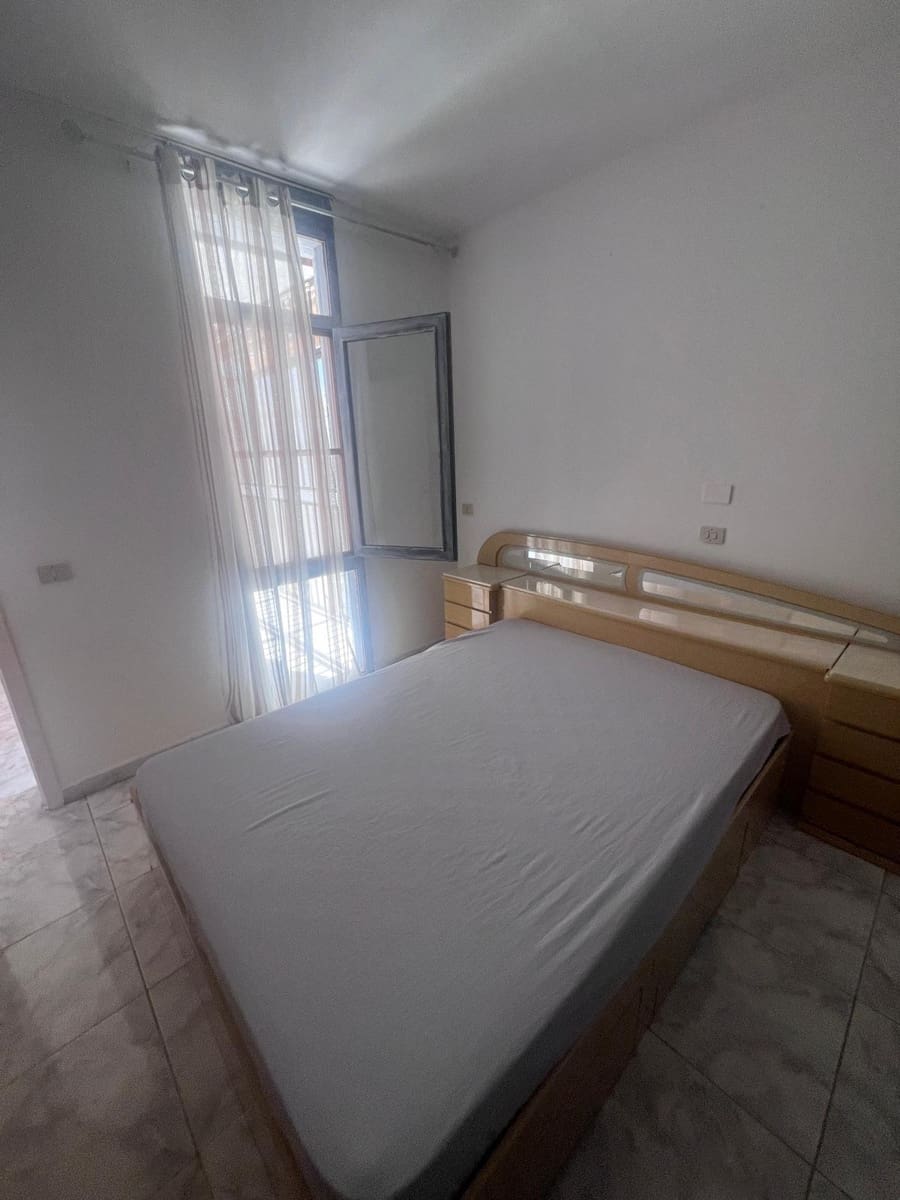 2 quarto Apartamento para arrendar em Arona com piscina - 1 200 € (Ref: 9927411)