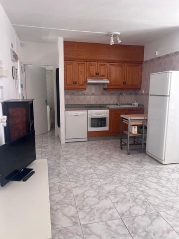 2 quarto Apartamento para arrendar em Arona com piscina - 1 200 € (Ref: 9927411)