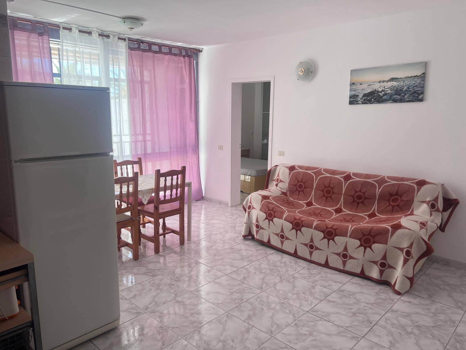 2 quarto Apartamento para arrendar em Arona com piscina - 1 200 € (Ref: 9927411)