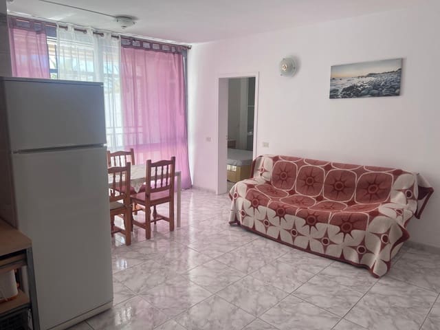 2 quarto Apartamento para arrendar em Arona com piscina - 1 200 € (Ref: 9927411)
