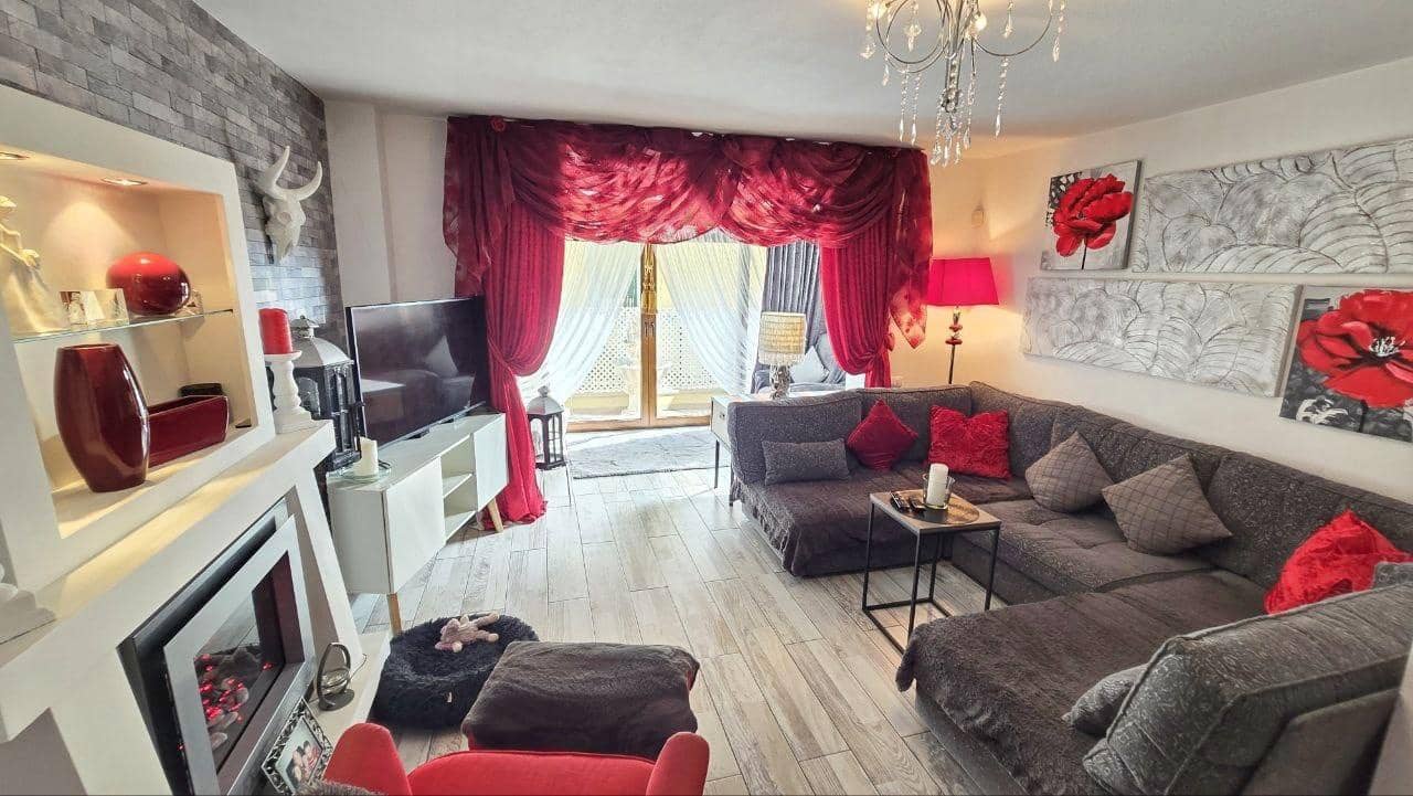 3 Zimmer Reihenhaus zu verkaufen in Llano del Camello mit Pool Garage - 379.995 € (Ref: 9998822)