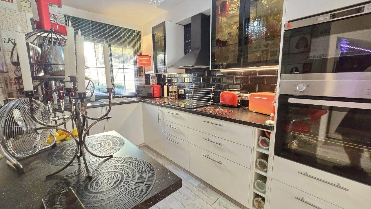 3 Zimmer Reihenhaus zu verkaufen in Llano del Camello mit Pool Garage - 379.995 € (Ref: 9998822)