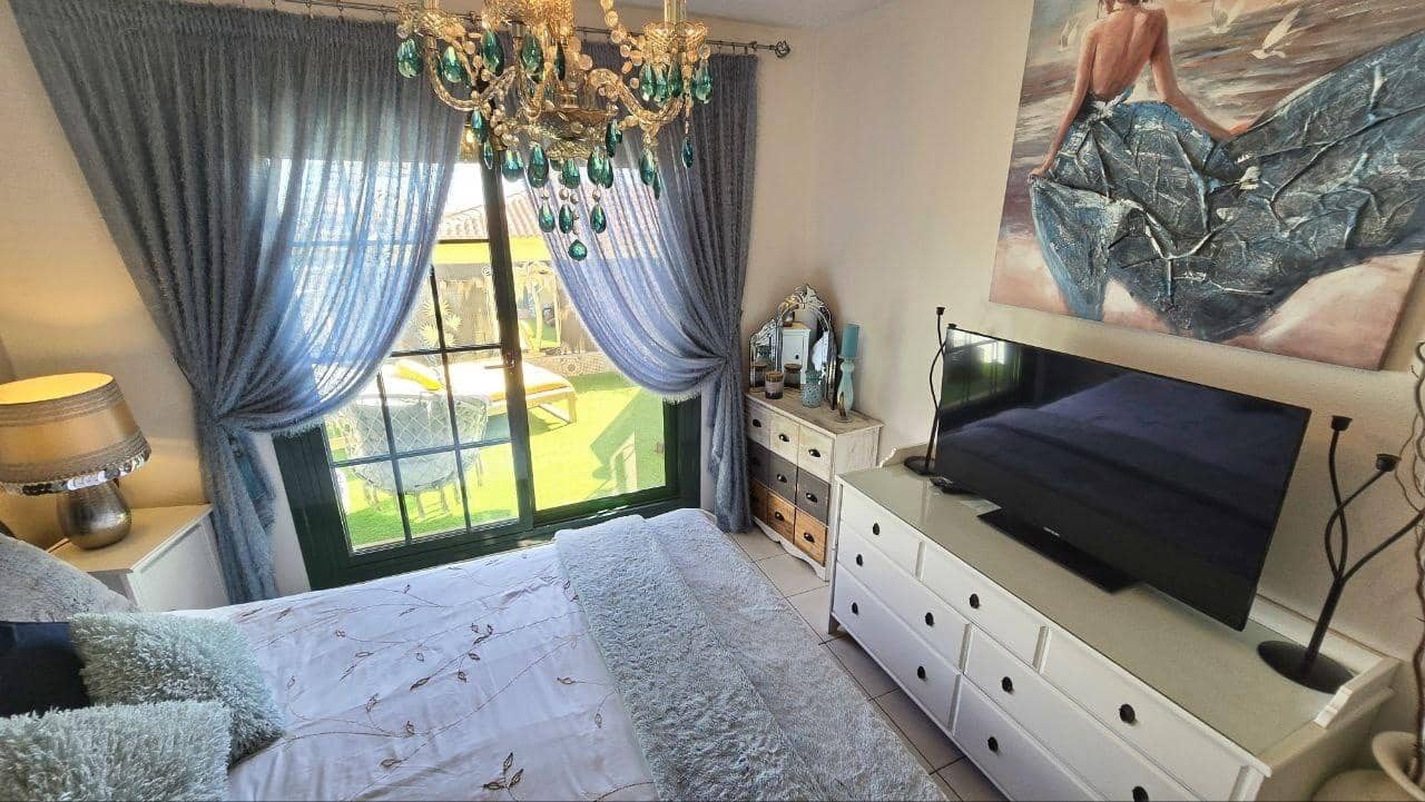 3 Zimmer Reihenhaus zu verkaufen in Llano del Camello mit Pool Garage - 379.995 € (Ref: 9998822)