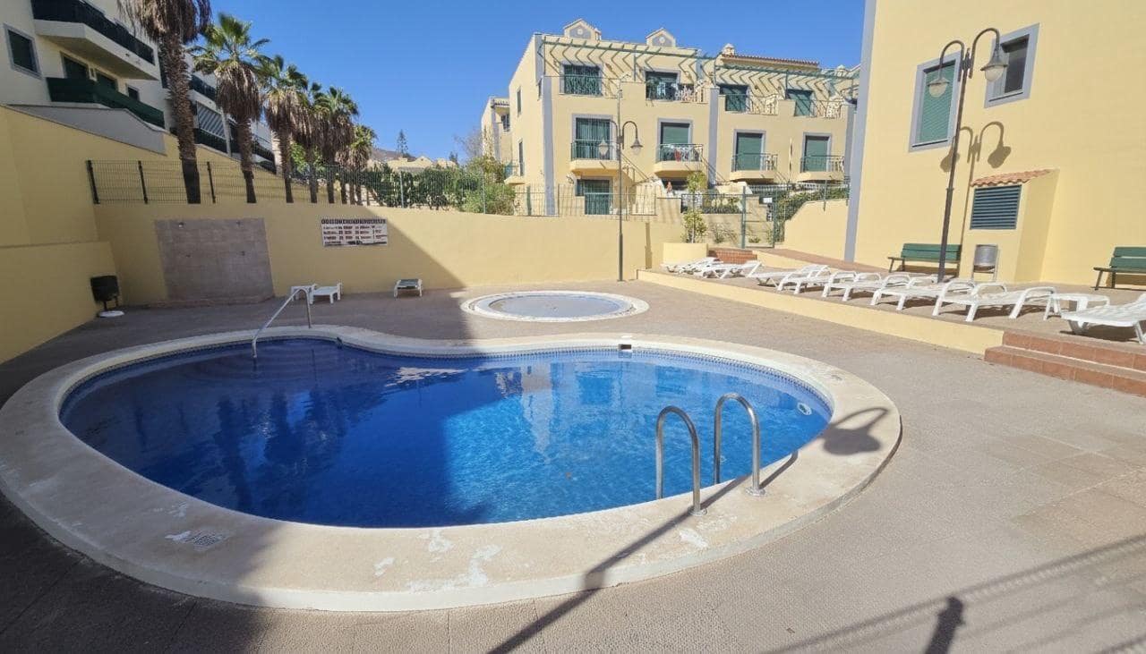 3 Zimmer Reihenhaus zu verkaufen in Llano del Camello mit Pool Garage - 379.995 € (Ref: 9998822)