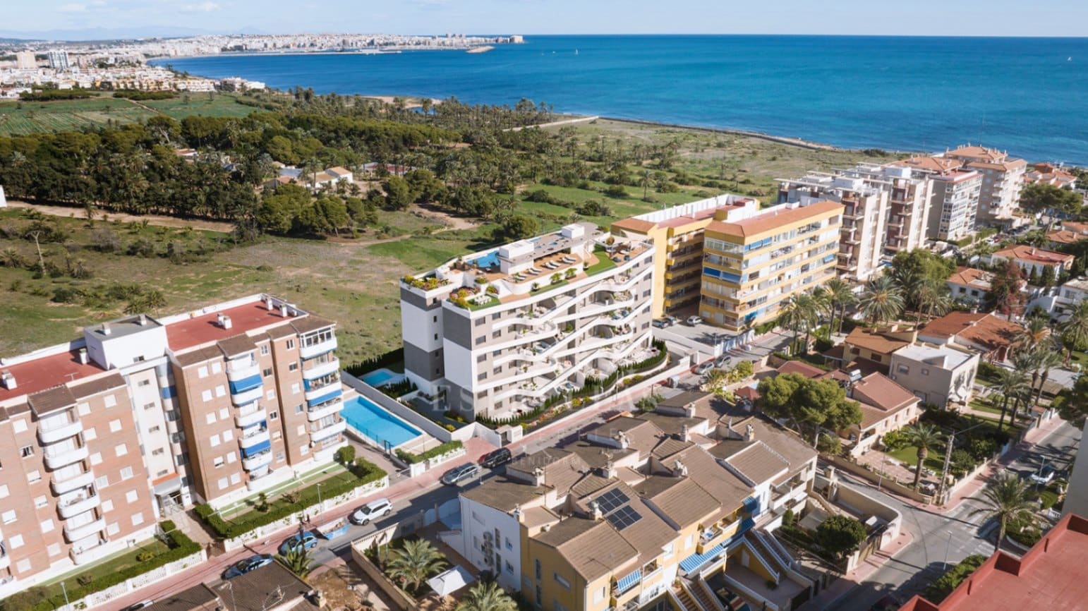 3 slaapkamer Appartement te koop in Torrevieja met zwembad garage - € 412.000 (Ref: 7863641)