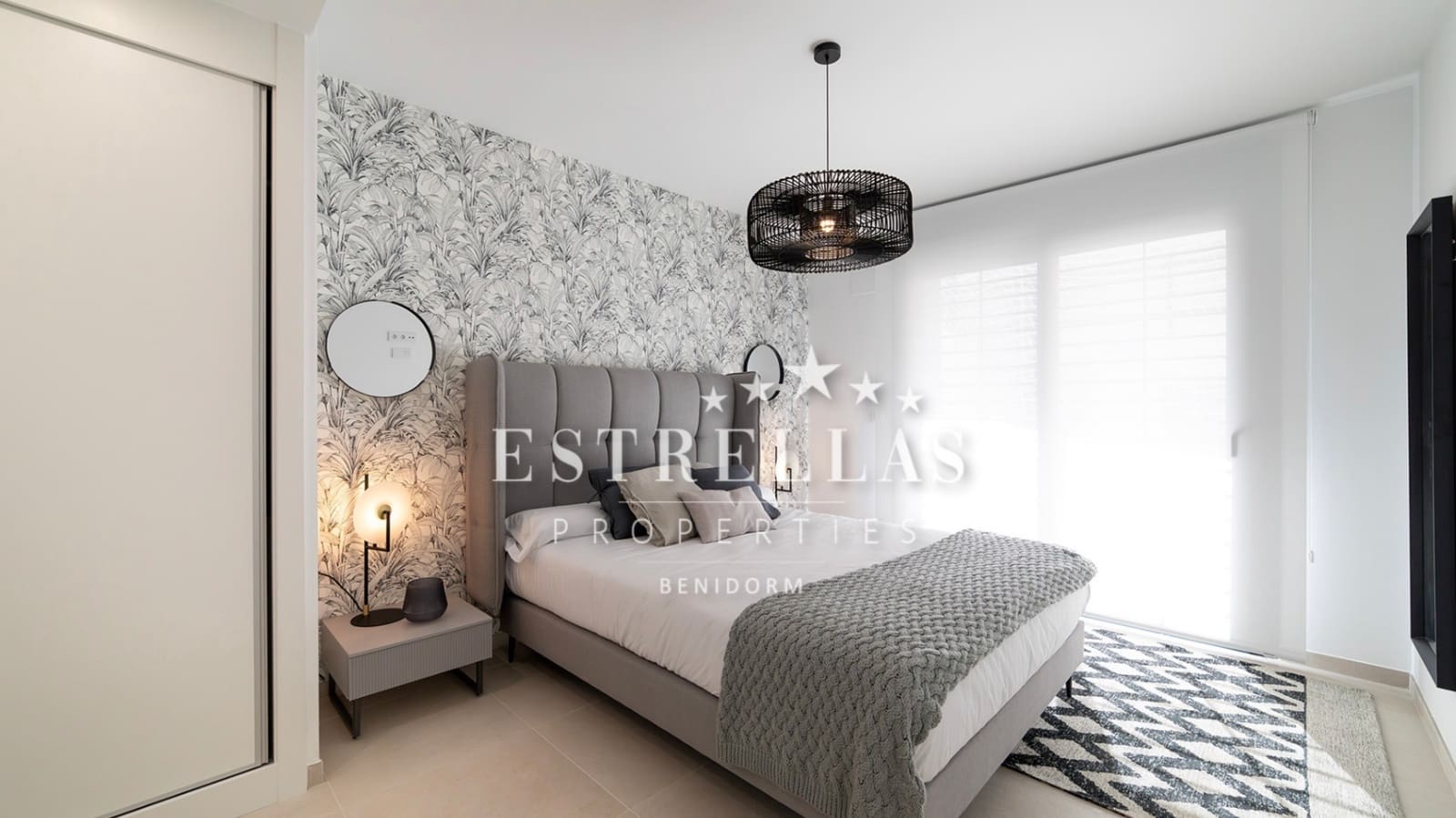 3 slaapkamer Appartement te koop in Torrevieja met zwembad garage - € 412.000 (Ref: 7863641)