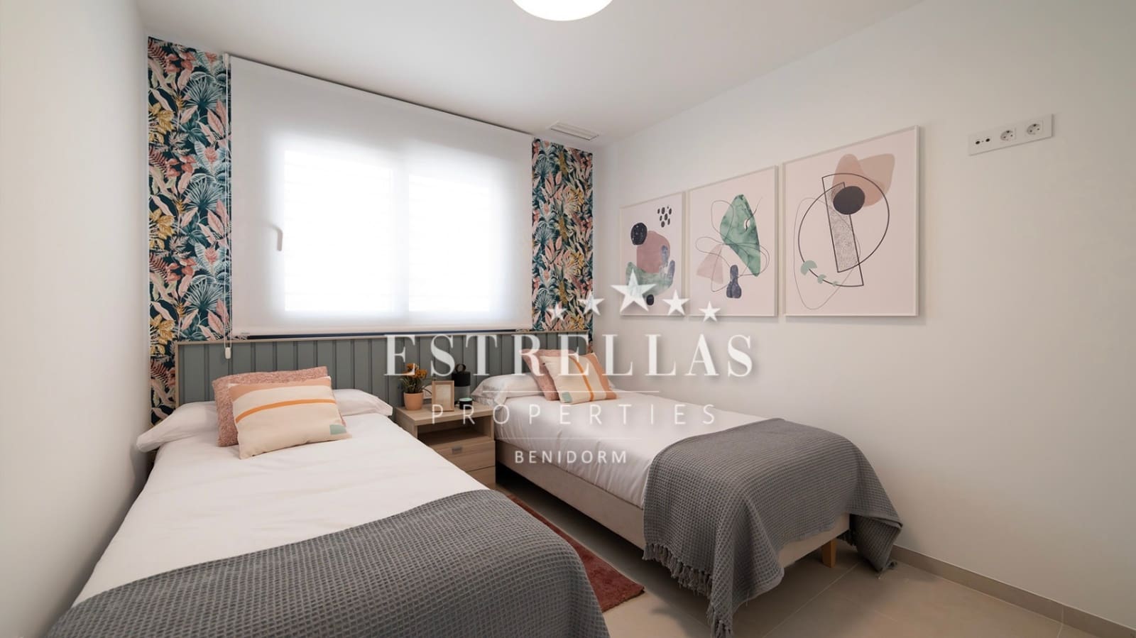 3 slaapkamer Appartement te koop in Torrevieja met zwembad garage - € 412.000 (Ref: 7863641)