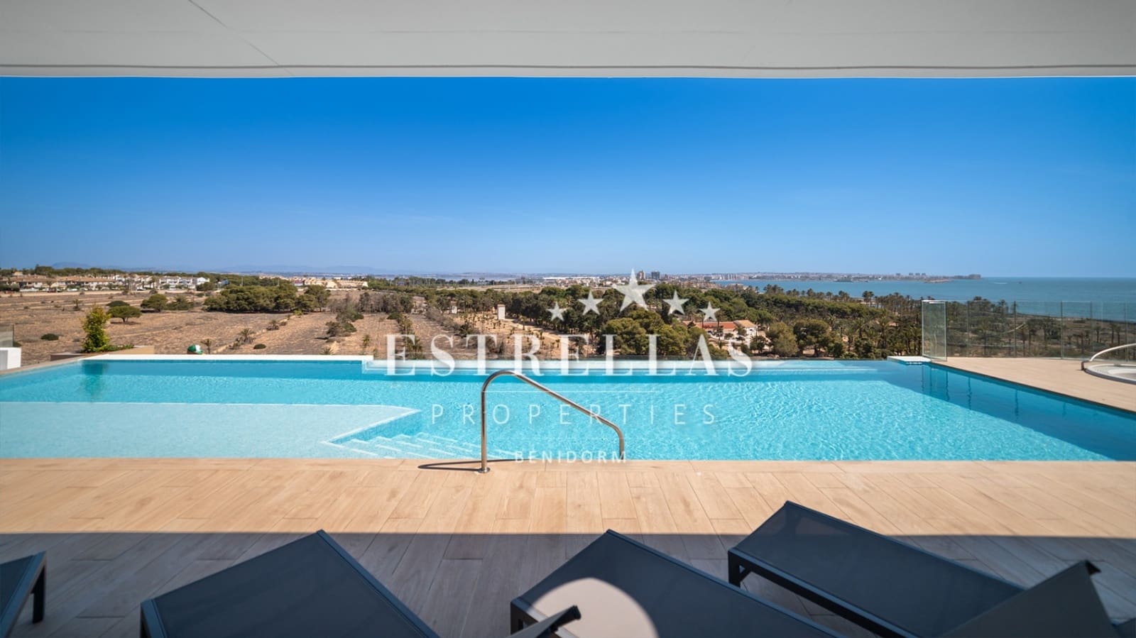 3 slaapkamer Appartement te koop in Torrevieja met zwembad garage - € 412.000 (Ref: 7863641)