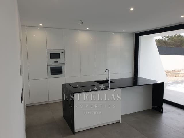 4 bedroom Villa for sale in Puerto, Calpe / Calp with pool garage - € 1,125,000 (Ref: 8160821)