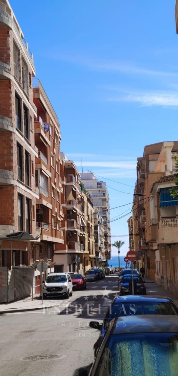 2 sypialnia Apartament na sprzedaż w Torrevieja z basenem - 299 000 € (Ref: 8165263)