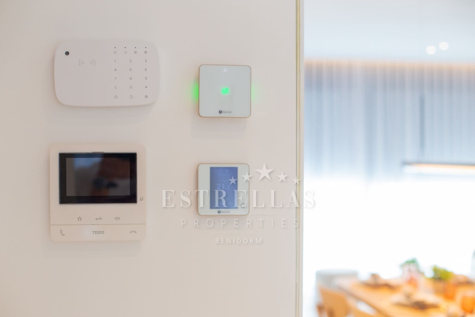 2 soverom Leilighet til salgs i La Manga del Mar Menor med svømmebasseng garasje - € 469 000 (Ref: 8309471)