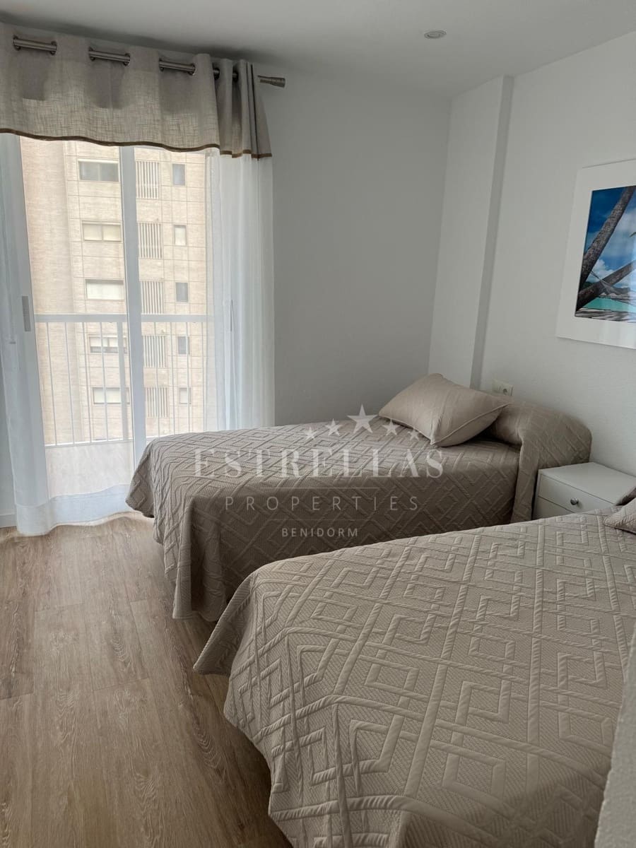 3 soverom Leilighet til leie i Benidorm med svømmebasseng garasje - € 1 550 (Ref: 8433224)