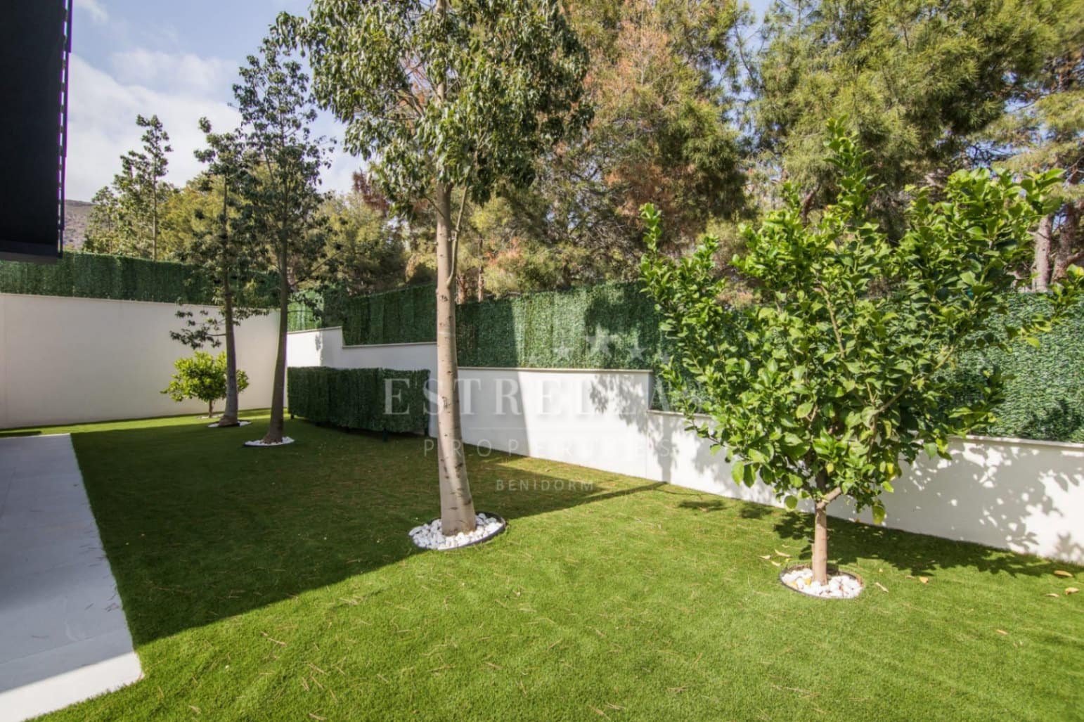 Chalet de 3 habitaciones en Finestrat en venta con piscina garaje - 1.300.000 € (Ref: 8436041)