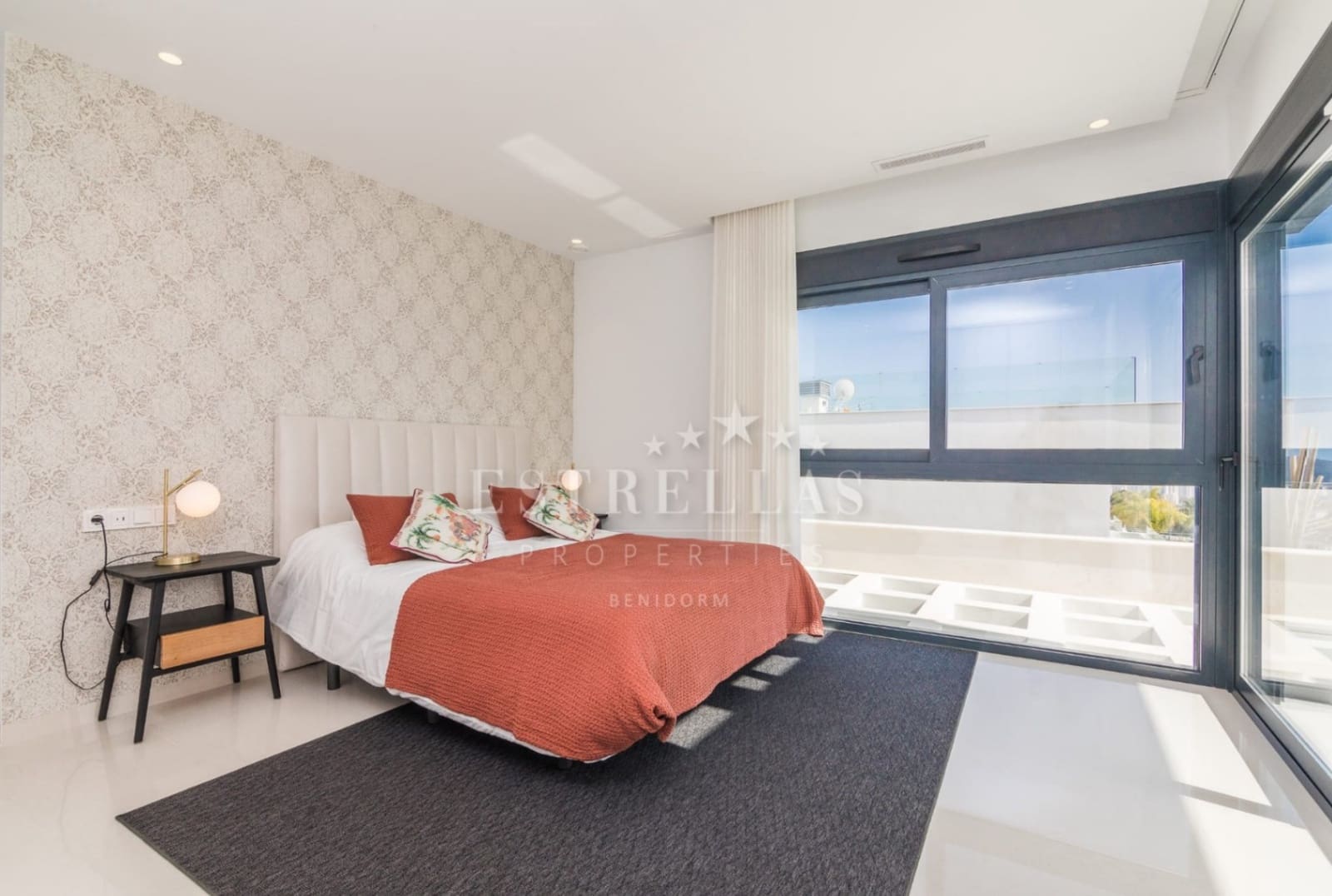 Chalet de 3 habitaciones en Finestrat en venta con piscina garaje - 1.300.000 € (Ref: 8436041)