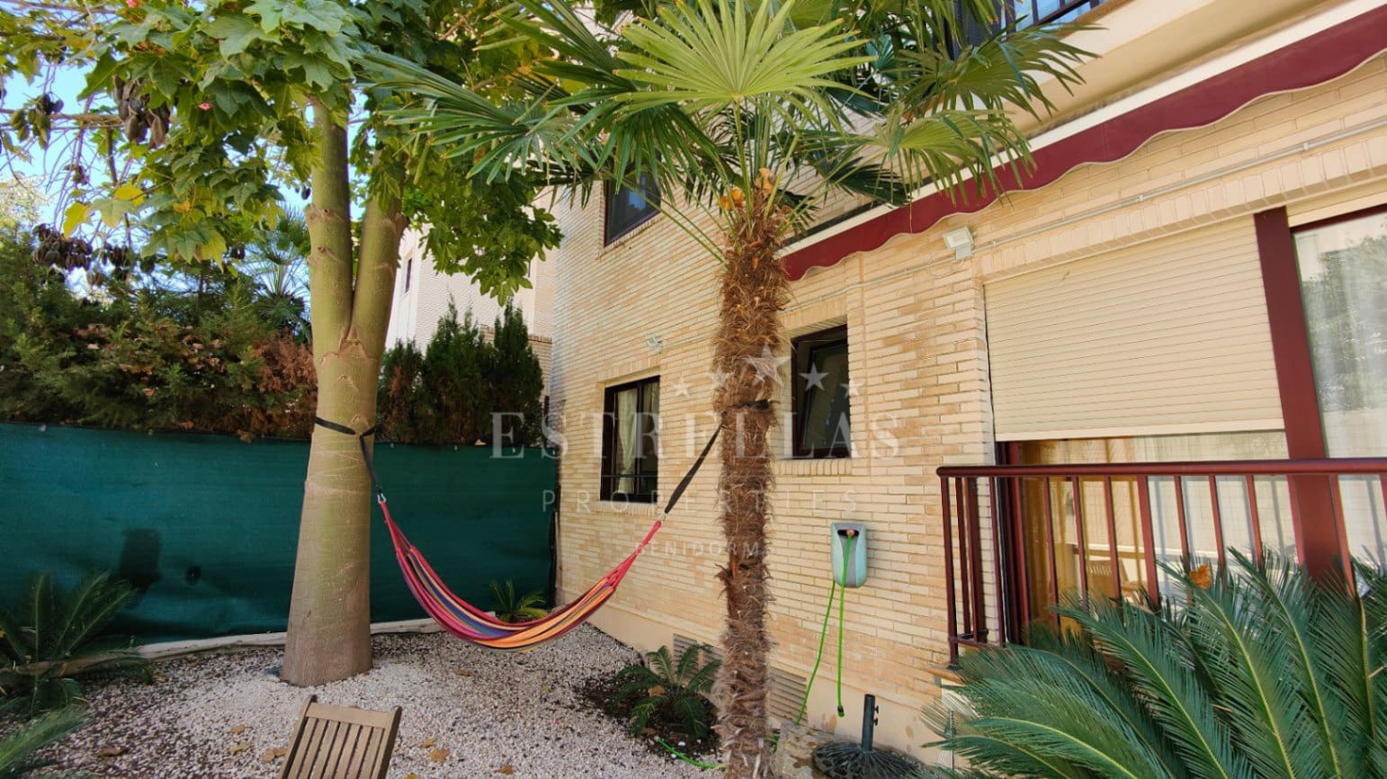 2 soverom Leilighet til salgs i Alfaz del Pi / L'Alfas del Pi med svømmebasseng - € 279 000 (Ref: 8475187)