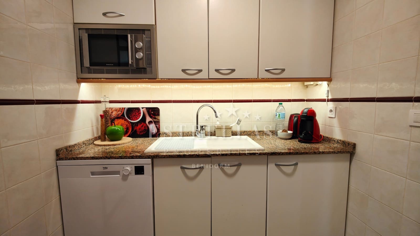 2 soverom Leilighet til salgs i Alfaz del Pi / L'Alfas del Pi med svømmebasseng - € 279 000 (Ref: 8475187)