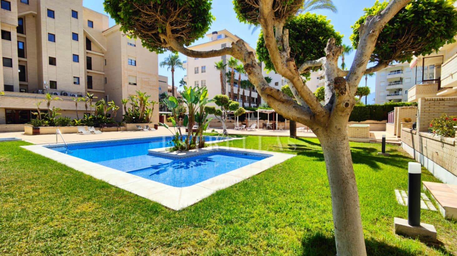 2 soverom Leilighet til salgs i Alfaz del Pi / L'Alfas del Pi med svømmebasseng - € 279 000 (Ref: 8475187)