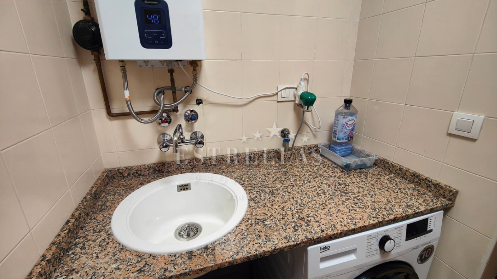 2 soverom Leilighet til salgs i Alfaz del Pi / L'Alfas del Pi med svømmebasseng - € 279 000 (Ref: 8475187)