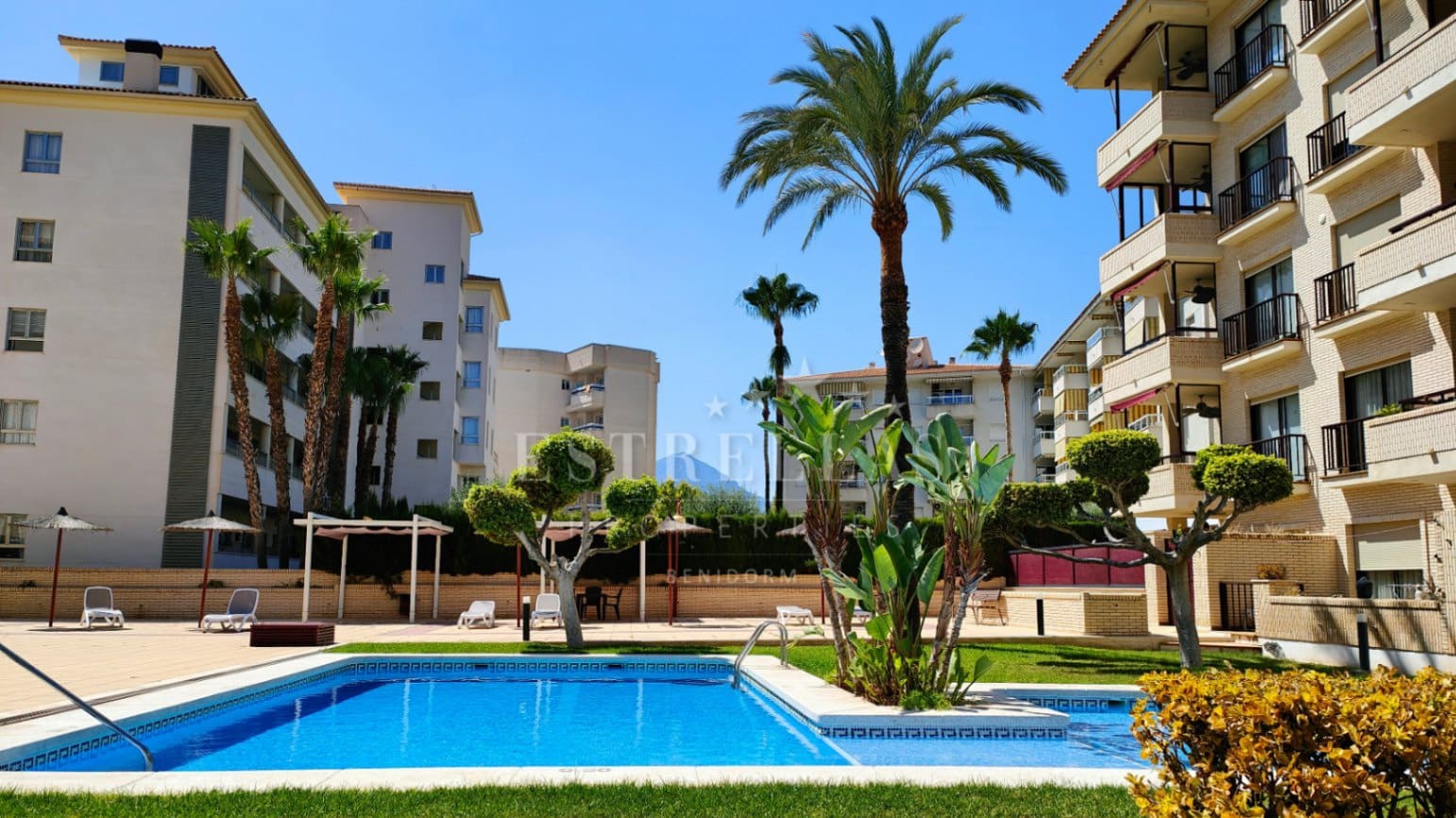 2 soverom Leilighet til salgs i Alfaz del Pi / L'Alfas del Pi med svømmebasseng - € 279 000 (Ref: 8475187)