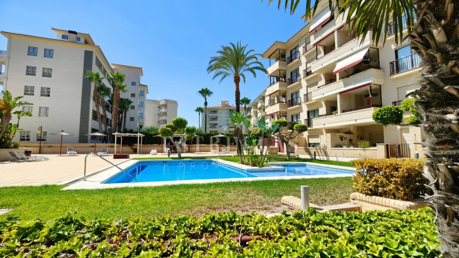 2 soverom Leilighet til salgs i Alfaz del Pi / L'Alfas del Pi med svømmebasseng - € 279 000 (Ref: 8475187)