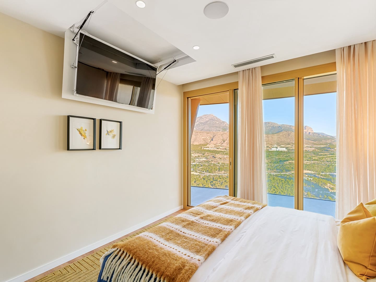 3 sypialnia Apartament na sprzedaż w Benidorm z basenem garażem - 1 170 000 € (Ref: 8476995)