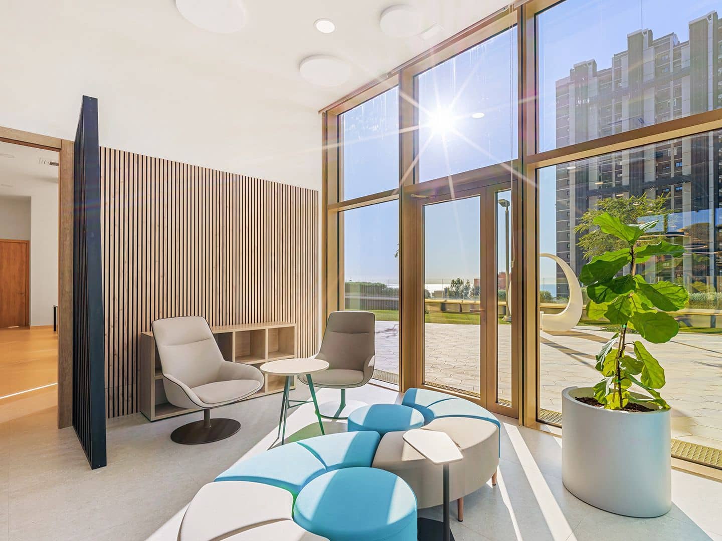 3 sypialnia Apartament na sprzedaż w Benidorm z basenem garażem - 1 170 000 € (Ref: 8476995)