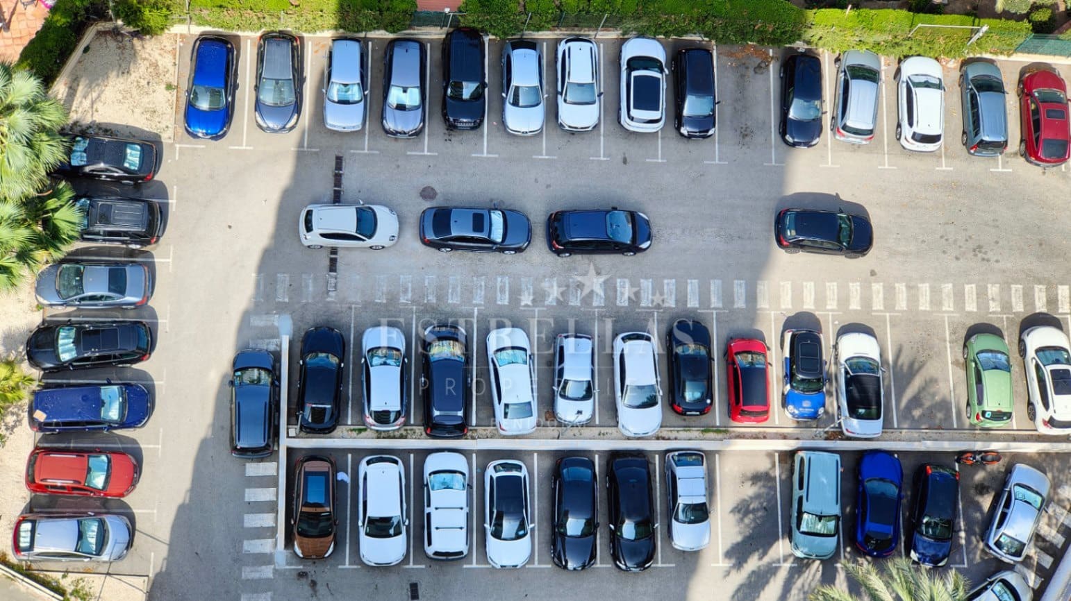 1 soveværelse Lejlighed til salg i Benidorm med swimmingpool garage - € 183.000 (Ref: 8513945)