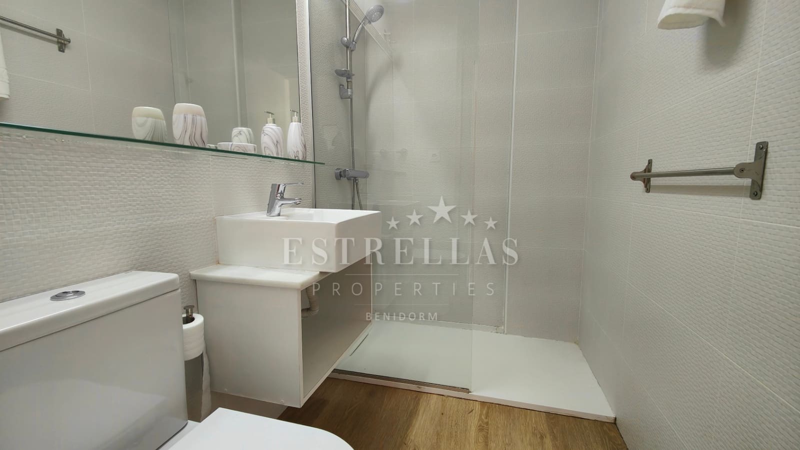 1 soveværelse Lejlighed til salg i Benidorm med swimmingpool garage - € 183.000 (Ref: 8513945)