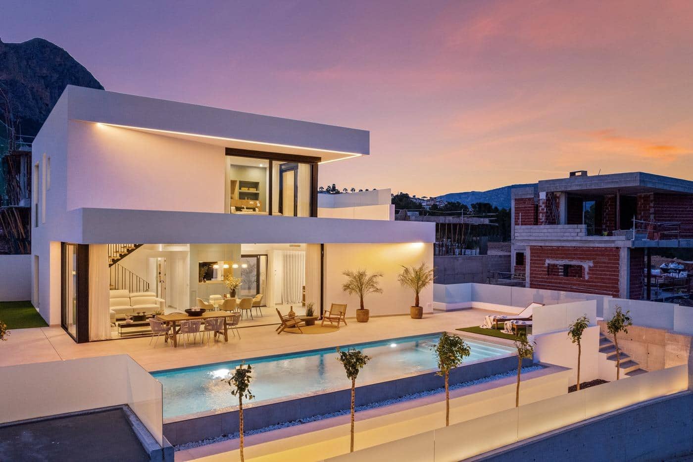 Chalet de 4 habitaciones en Polop en venta con piscina - 725.000 € (Ref: 9067117)