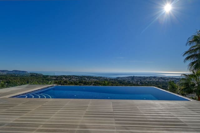 6 soveværelse Villa til salg i Benissa med swimmingpool - € 4.750.000 (Ref: 9067494)